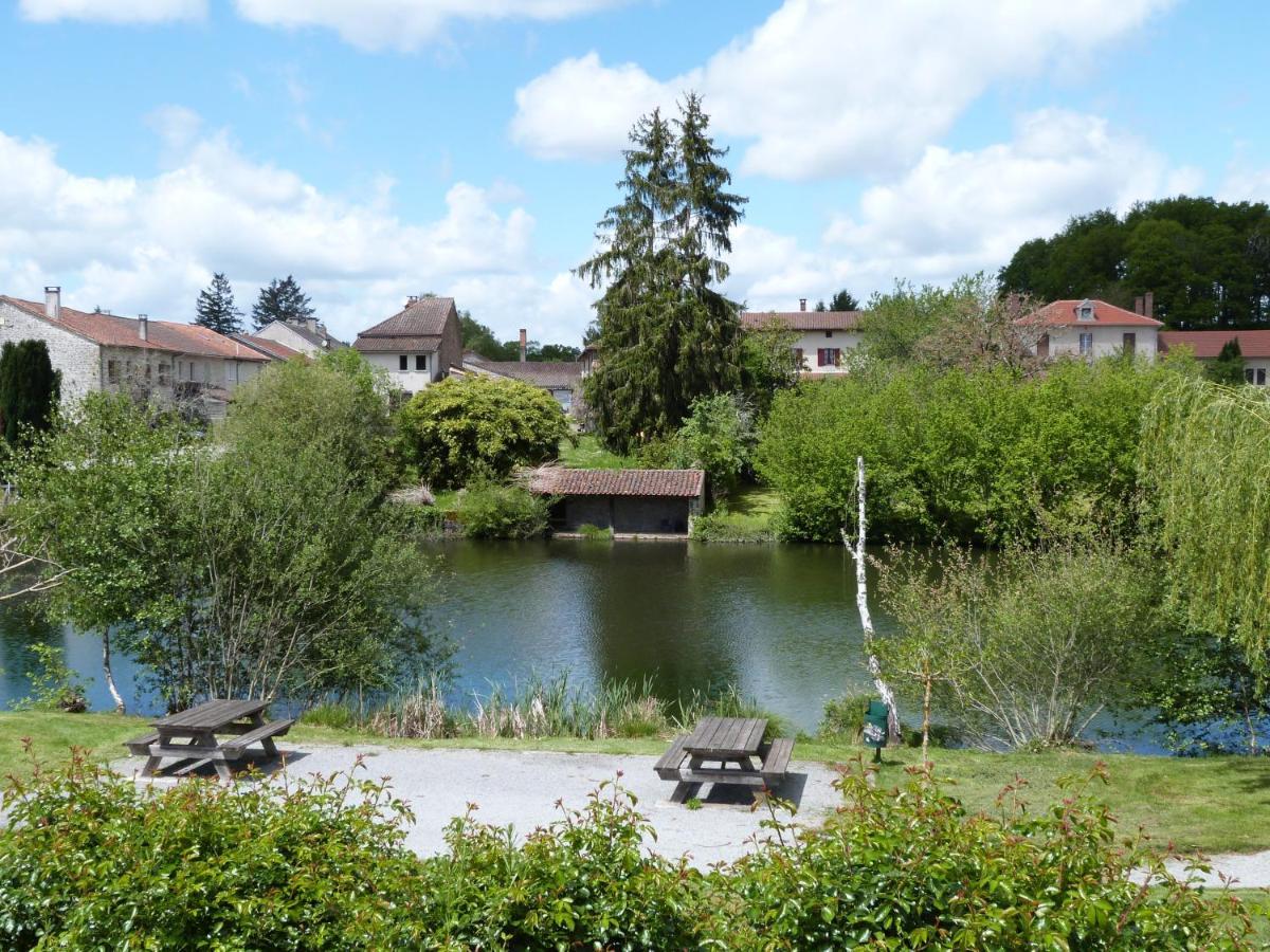 Domaine Des Hameaux Du Lac - Bg Saint-Pardoux-lʼOrtigier Екстериор снимка